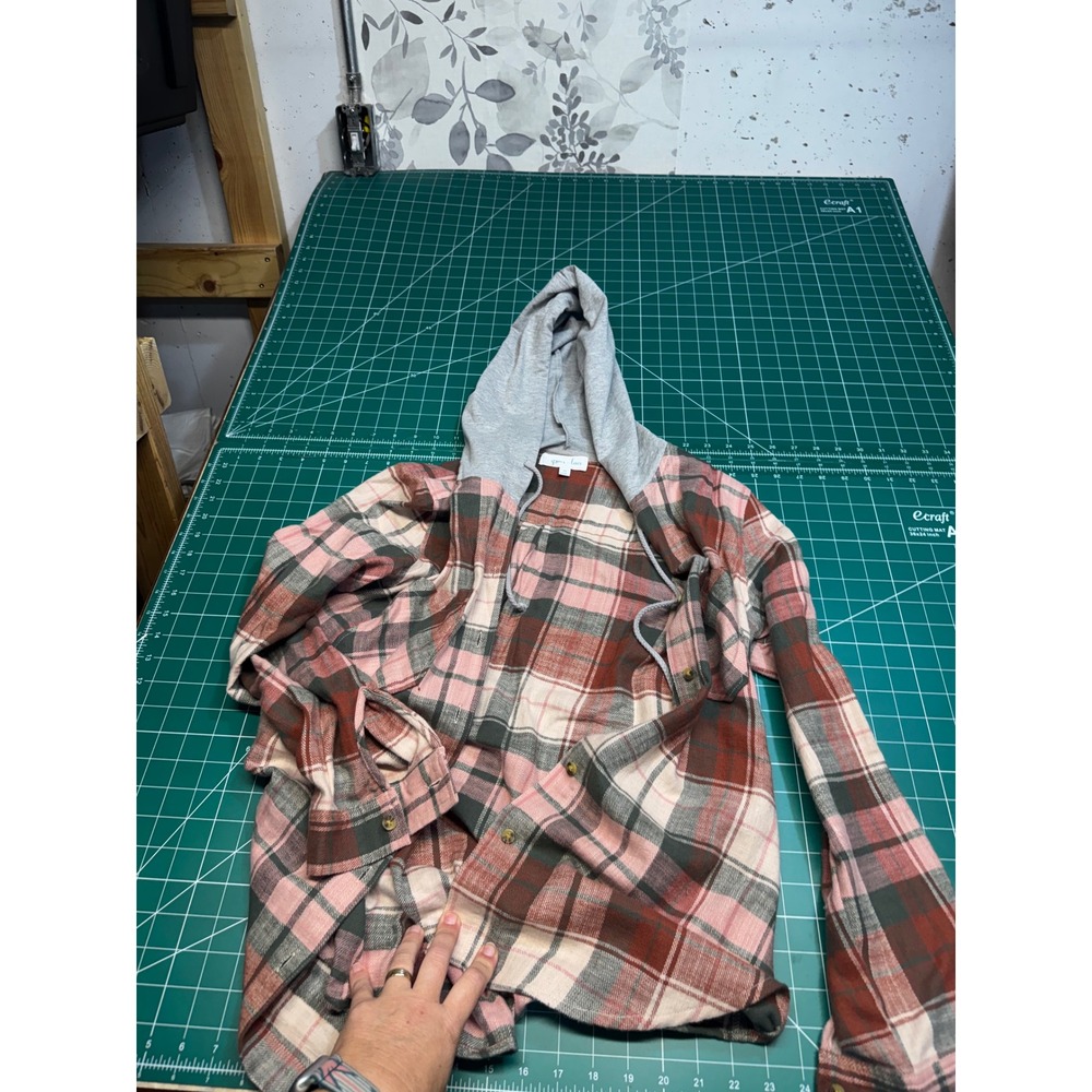Grace & Lace Hooded Plaid Flannel Shirt Rust Pink Grey Button Down Womens Medium